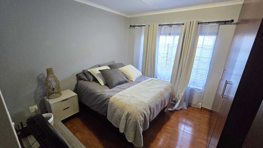4 Bedroom Property for Sale in Waterkloof East North West